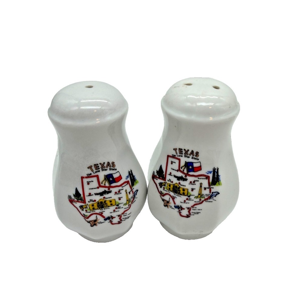 Vintage Texas The Lone Star State Souvenir Map Ceramic Salt & Pepper Shakers